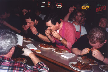 eat.jpg (29057 bytes)